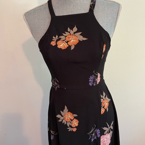 Windsor Black Orange and Purple Maxi Dress - Picture 12 of 16